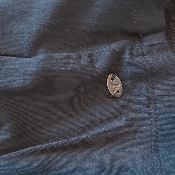 EUC American Eagle Soft & Sexy Peplum T-Shirt - Picture 9 of 9